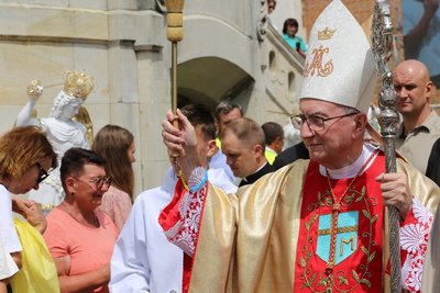 Рішенням Ватикану храм у Бердичеві, де розташований Санктуарій Матері Божої, піднесено до гідності Меншої Базиліки Рішенням Ватикану храм у Бердичеві, де розташований Санктуарій Матері Божої, піднесено до гідності Меншої Базиліки