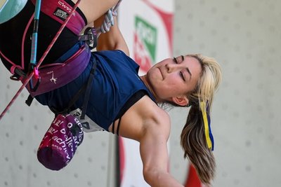 Рафаель Казбекова з Дніпра — віцечемпіонка світу зі скелелазіння серед молоді Рафаель Казбекова з Дніпра — віцечемпіонка світу зі скелелазіння серед молоді