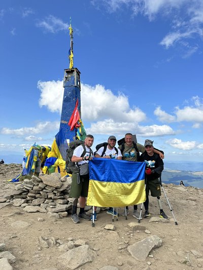 "Не втомилися" — ветеран АТО з Житомира Олександр Швецов про похід у Карпати "Не втомилися" — ветеран АТО з Житомира Олександр Швецов про похід у Карпати
