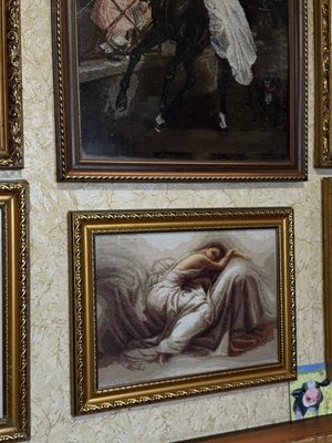 Майстриня із Кролевеччини більше 20 років вишиває картини Майстриня із Кролевеччини більше 20 років вишиває картини