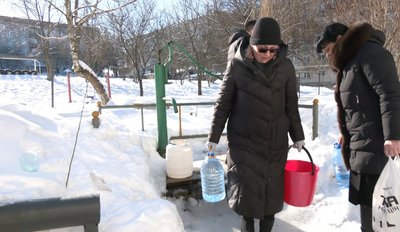 Жителька Великої Березовиці Оксана, відсутність водопостачання у Великій Березовиці, люди без води, 10 лютого 2026 року Жителька Великої Березовиці Оксана, відсутність водопостачання у Великій Березовиці, люди без води, 10 лютого 2026 року
