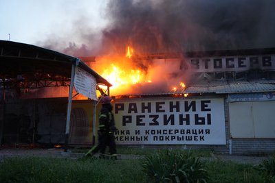 Новобаварський район Харкова вночі 4 червня 2025 року опинився під комбінованим ударом російських військ 2
