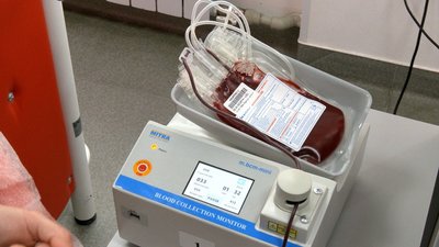 "Моя кров мінімум 10 людям допомогла": у Вінниці зібрали кров до Всесвітнього дня донора "Моя кров мінімум 10 людям допомогла": у Вінниці зібрали кров до Всесвітнього дня донора