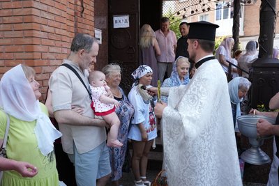 «Освячують дари природи»: у громадах ПЦУ на Кіровоградщині відзначають Яблучний Спас