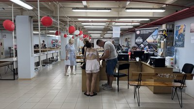 Люди у Харківському політехнічному інституті Люди у Харківському політехнічному інституті