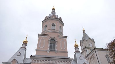"Тільки щоб не йшли гроші на Росію": що кажуть парафіянки та нардепи про монастир на Рівненщині, пов'язаний з РПЦ "Тільки щоб не йшли гроші на Росію": що кажуть парафіянки та нардепи про монастир на Рівненщині, пов'язаний з РПЦ