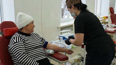 "Потреба зростає": у Кропивницькому напередодні нового року бракує донорів крові "Потреба зростає": у Кропивницькому напередодні нового року бракує донорів крові