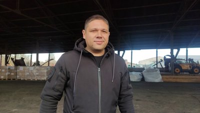 Директор департаменту розвитку сільського господарства та зрошення Херсонської обласної військової адміністрації Дмитро Юнусов Директор департаменту розвитку сільського господарства та зрошення Херсонської обласної військової адміністрації Дмитро Юнусов