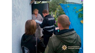 За 6 000 доларів до Білорусі: на Чернігівщині затримали підозрюваних в організації перетину кордону чоловіками За 6 000 доларів до Білорусі: на Чернігівщині затримали підозрюваних в організації перетину кордону чоловіками