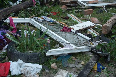 “Усе в хаті вигоріло”: російські війська пустили понад 10 БпЛА по Піщанському старостату “Усе в хаті вигоріло”: російські війська пустили понад 10 БпЛА по Піщанському старостату