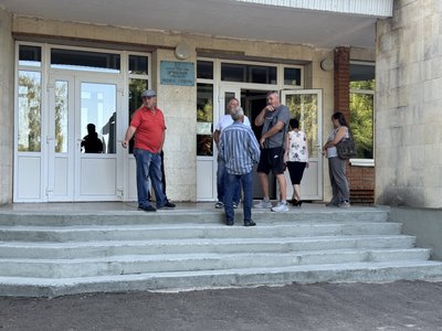 У Деревках на Полтавщині частина місцевих проти закриття школи: що буде із закладом У Деревках на Полтавщині частина місцевих проти закриття школи: що буде із закладом