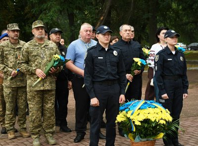 У Кропивницькому з нагоди Дня державного прапора України підняли синьо-жовтий стяг У Кропивницькому з нагоди Дня державного прапора України підняли синьо-жовтий стяг