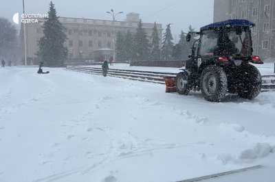 Боротьба зі снігопадом на Одещині: яка ситуація в Ізмаїлі Боротьба зі снігопадом на Одещині: яка ситуація в Ізмаїлі