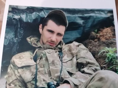 "Мріяв працювати на землі, посадити сад, але не встиг". На Кіровоградщині батьки у пам'ять про сина створюють сад "Мріяв працювати на землі, посадити сад, але не встиг". На Кіровоградщині батьки у пам'ять про сина створюють сад