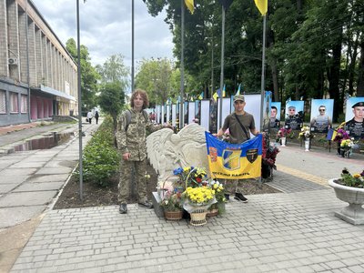 "Шлях пам'яті": на Черкащині двоє волонтерів організували піший марафон "Шлях пам'яті": на Черкащині двоє волонтерів організували піший марафон