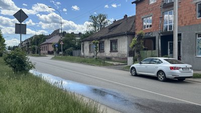 "Вода по годині-дві": що кажуть місцеві й влада про водопостачання у Великому Березному на Закарпатті "Вода по годині-дві": що кажуть місцеві й влада про водопостачання у Великому Березному на Закарпатті