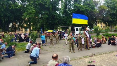 Втрати Черкащини: у Багачевому попрощалися з полеглим захисником Втрати Черкащини: у Багачевому попрощалися з полеглим захисником