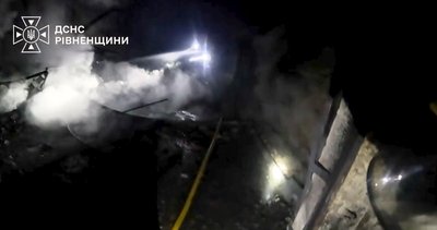 Загиблих і травмованих у пожежі на заводі з виготовлення пінопласту в Варковичах на Рівненщині немає Загиблих і травмованих у пожежі на заводі з виготовлення пінопласту в Варковичах на Рівненщині немає
