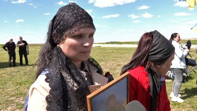 У селищі на Волині попрощалися з 36-річним військовим Володимиром Козіним У селищі на Волині попрощалися з 36-річним військовим Володимиром Козіним