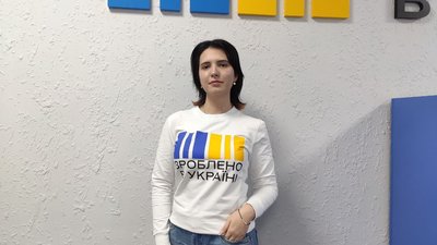 Працівниця Миколаївського обласного офісу "Зроблено в Україні" Ірина Казновська Працівниця Миколаївського обласного офісу "Зроблено в Україні" Ірина Казновська