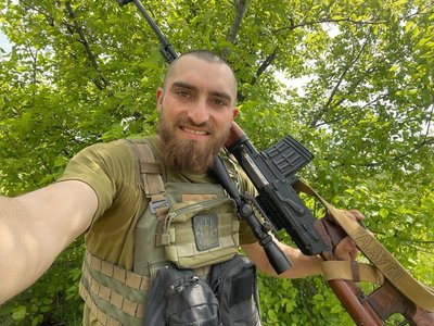 боєць на службі боєць на службі