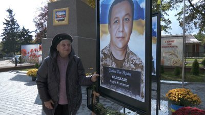 У селі на Вінниччині у пам'ять про загиблих земляків відкрили Алею слави У селі на Вінниччині у пам'ять про загиблих земляків відкрили Алею слави