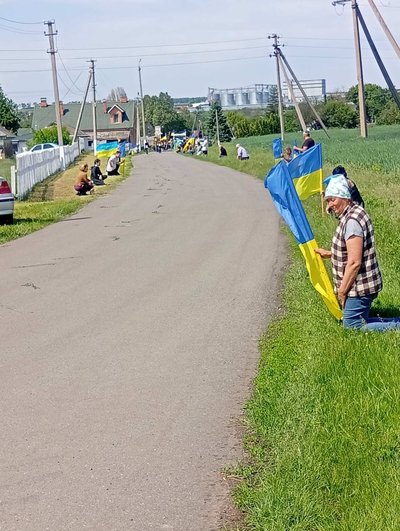 Загинув у бою: громада на Черкащині провела в останню путь полеглого захисника Загинув у бою: громада на Черкащині провела в останню путь полеглого захисника