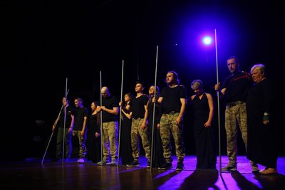 Як ветерани створюють виставу "Енеїда"