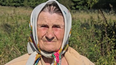 "Якби мене забрали від землі – я б померла": як живуть 9 останніх людей у селі Киселівка на прикордонні Чернігівщини "Якби мене забрали від землі – я б померла": як живуть 9 останніх людей у селі Киселівка на прикордонні Чернігівщини