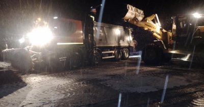 Перший сніг на Хмельниччині: на автошляхи витратили 71 тонну сумішей