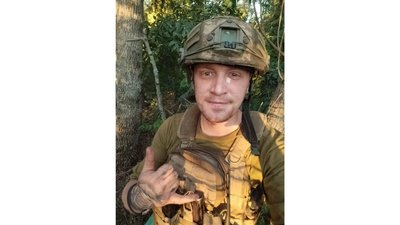 Поховання бійців ЗСУ на Чернігівщині Поховання бійців ЗСУ на Чернігівщині