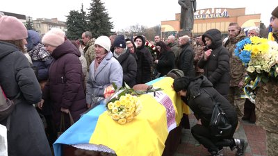 З військовим Андрієм Прокопенком з Харкова попрощалися у Рівному З військовим Андрієм Прокопенком з Харкова попрощалися у Рівному