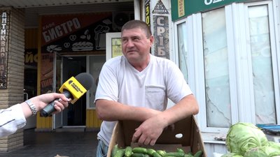 Сезон молодої картоплі на житомирському ринку: що відомо про ціни Сезон молодої картоплі на житомирському ринку: що відомо про ціни