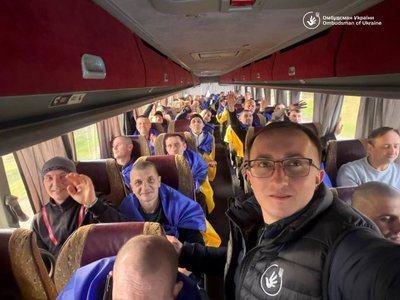 Куди звертатися, якщо рідний зник або потрапив у полон: як працює омбудсмен Куди звертатися, якщо рідний зник або потрапив у полон: як працює омбудсмен