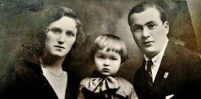 Ісаак з батьками Ісаак з батьками