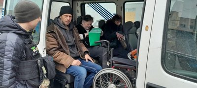 "Прикро, коли після евакуації люди повертаються". Волонтер з Херсона про роботу у червоній зоні "Прикро, коли після евакуації люди повертаються". Волонтер з Херсона про роботу у червоній зоні