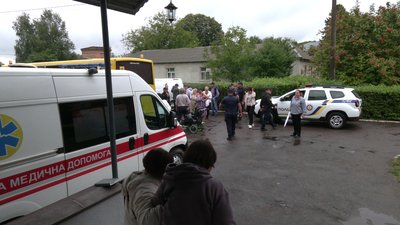 "Було страшно кудись їхати": що розповіли люди, яких евакуювали з Донеччини на Рівненщину "Було страшно кудись їхати": що розповіли люди, яких евакуювали з Донеччини на Рівненщину