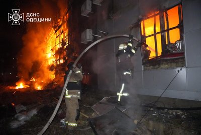 Масована атака РФ на Одесу: фото наслідків Масована атака РФ на Одесу: фото наслідків