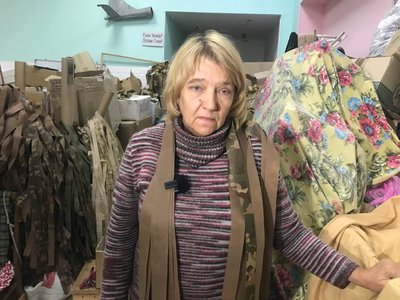 25 жінок і тисячі сіток: як працює волонтерський центр "Нескорені україночки" у Житомирі
