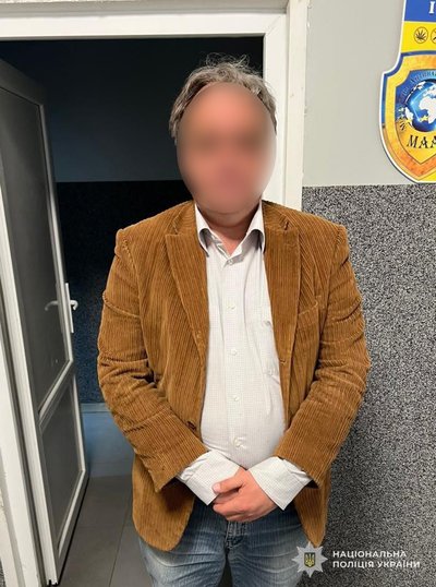 У Львові поліція встановила особу чоловіка, причетного до пошкодження фігури Діви Марії У Львові поліція встановила особу чоловіка, причетного до пошкодження фігури Діви Марії