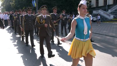 У Рівному відбулася урочиста хода до Дня Незалежності України У Рівному відбулася урочиста хода до Дня Незалежності України