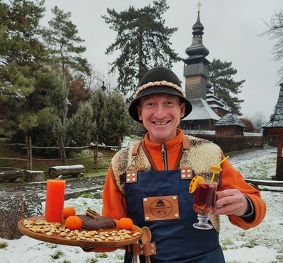 Від хвороби помер закарпатський екскурсовод, військовий Анатолій Пасєвич. Як його згадують Від хвороби помер закарпатський екскурсовод, військовий Анатолій Пасєвич. Як його згадують