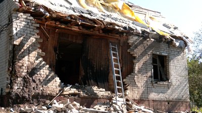 Атака на Чернігів: що розповіли очевидці атаки РФ на Чернігів, коли БпЛА пошкодив будинок Атака на Чернігів: що розповіли очевидці атаки РФ на Чернігів, коли БпЛА пошкодив будинок