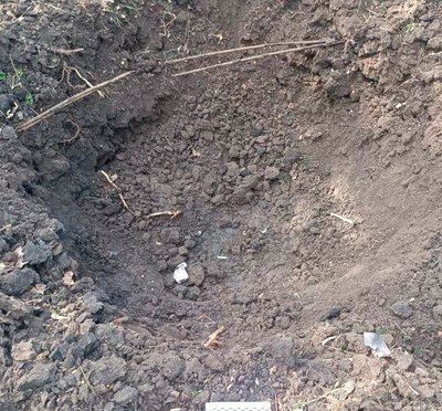 Вирва від вибухонебезпечного предмету в Балаклії, 22 квітня 2025 року Вирва від вибухонебезпечного предмету в Балаклії, 22 квітня 2025 року