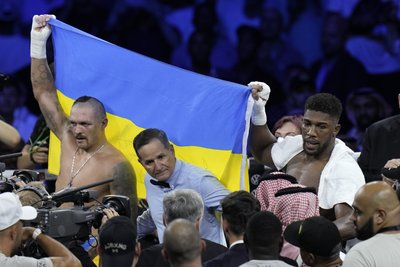 Усик — Ф'юрі 2: хронологія найбільших перемог у кар'єрі українського чемпіона світу з боксу Усик — Ф'юрі 2: хронологія найбільших перемог у кар'єрі українського чемпіона світу з боксу