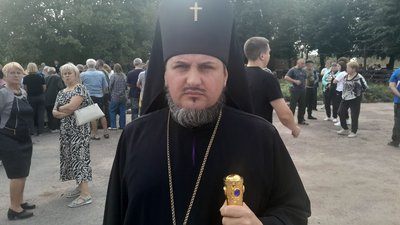 У громаді на Житомирщині люди проводять збори, щоб перейти до ПЦУ