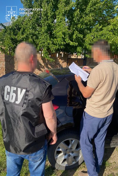 Міського голову та двох спільників підозрюють у земельній афері на Вінниччині Міського голову та двох спільників підозрюють у земельній афері на Вінниччині