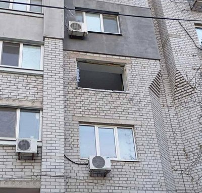 "От і не вір після цього в дива". У Дніпрі російський БпЛА влетів у вікно квартири та не розіврався "От і не вір після цього в дива". У Дніпрі російський БпЛА влетів у вікно квартири та не розіврався