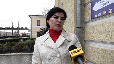 На Житомирщину із районів бойових дій евакуаційним потягом приїхали 26 переселенців На Житомирщину із районів бойових дій евакуаційним потягом приїхали 26 переселенців