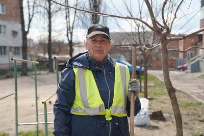 знову і знову і